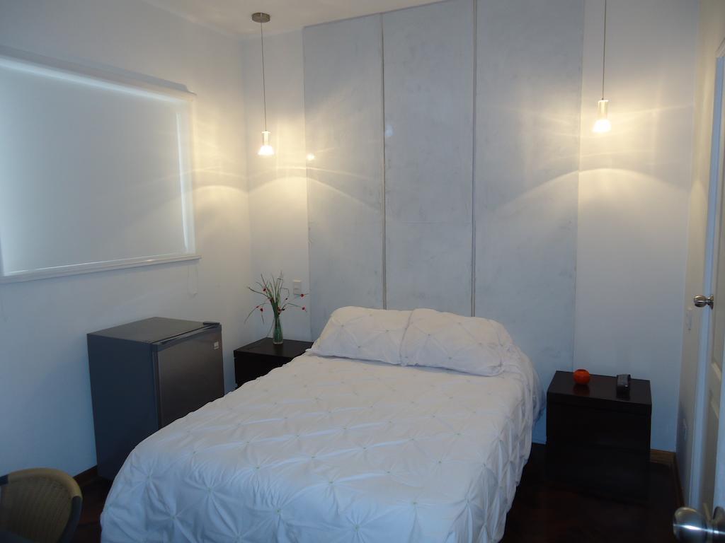 Bed & Breakfast - La Casa De Ceci Lima Room photo