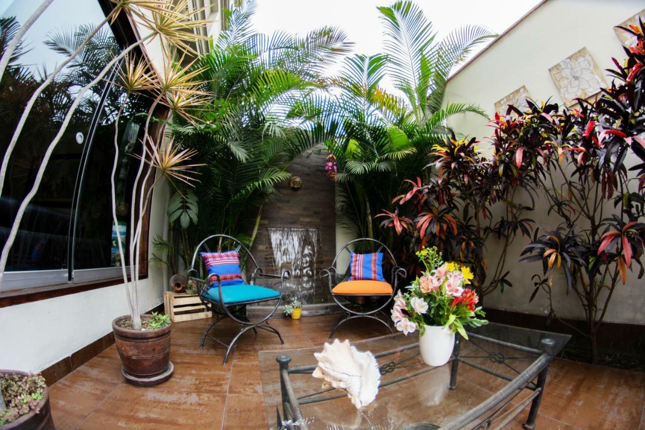 Bed & Breakfast - La Casa De Ceci Lima Exterior photo